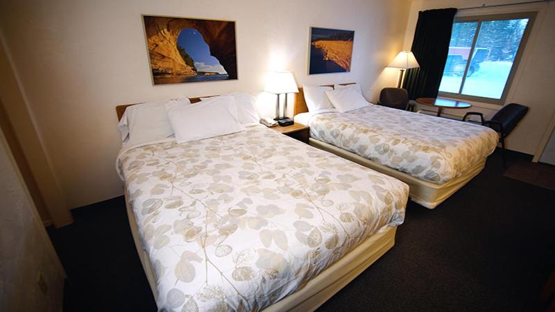 Queen Room with Two Queen Beds interior